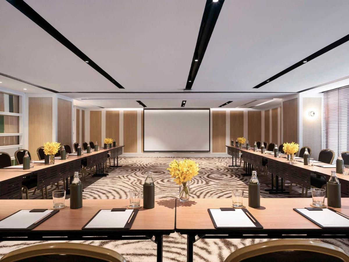 Moevenpick Hotel Bangkok Ploenchit Bdms Exterior foto